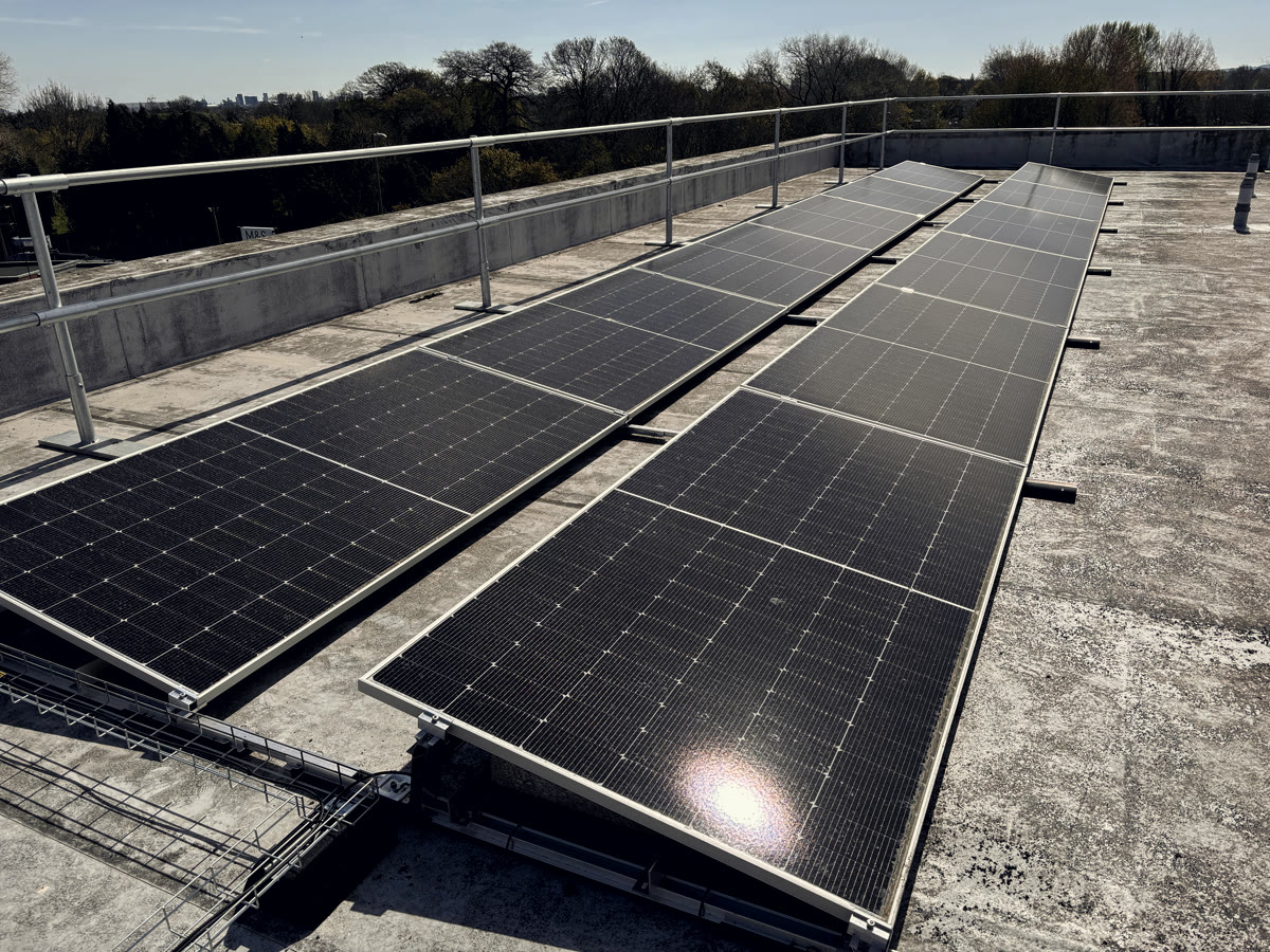 Hotel site — Gosport — Hotels solar installation by Novalux