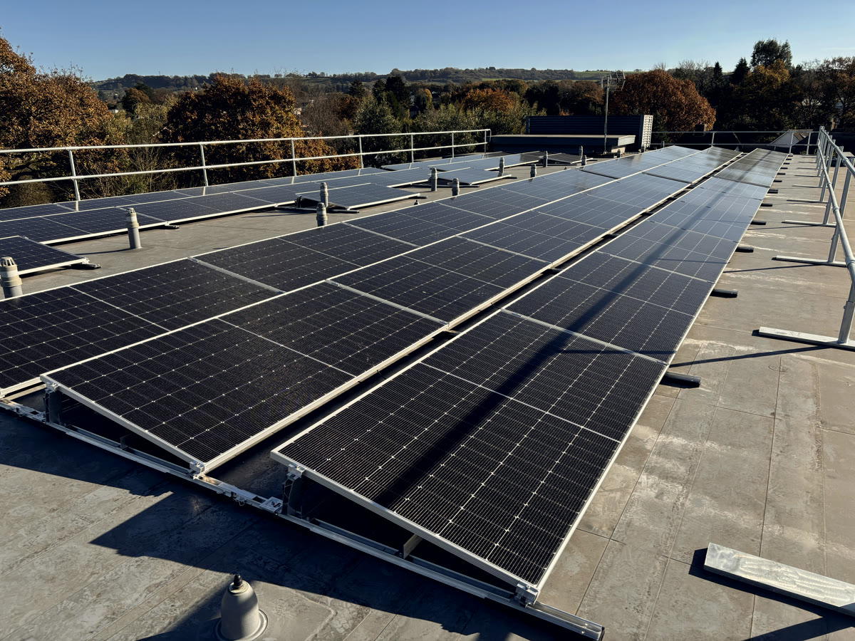 Hotel site — Honiton — Hotels solar installation by Novalux
